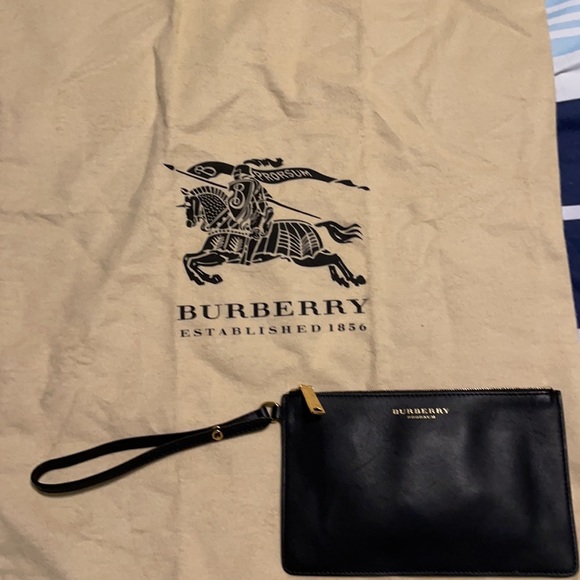 Burberry handbag - Picture 3 of 4